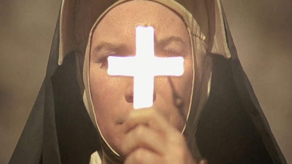 Two Mules for Sister Sara (1970) 